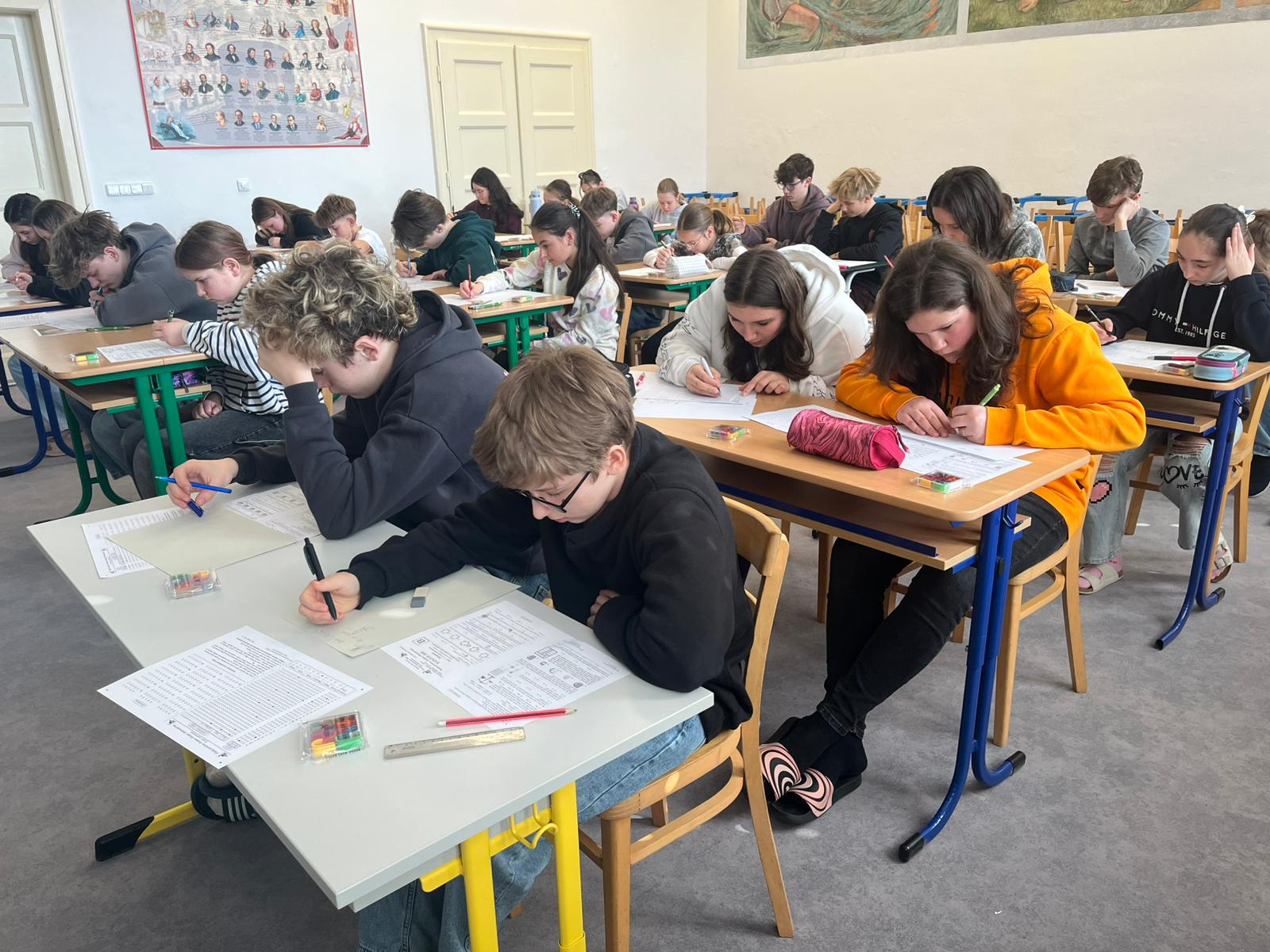 KANGUR PRZYCIĄGNĄŁ TŁUMY